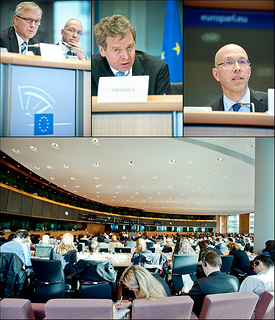 MEPs discuss how to kick-start Greek economy with Troika members. Photo: Pietro Naj-Oleari/ European Parliament/Flickr