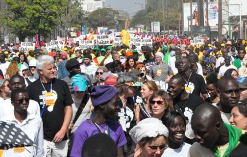 The opening march at the World Social Forum in Dakar, Senegal, Feb. 6, 2011. Photo: Pambazuka News/Flickr.