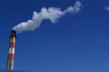 Greenhouse gases from factory. Photo: CECAR - Climate and Ecosystems Change Adaptation R/Flickr