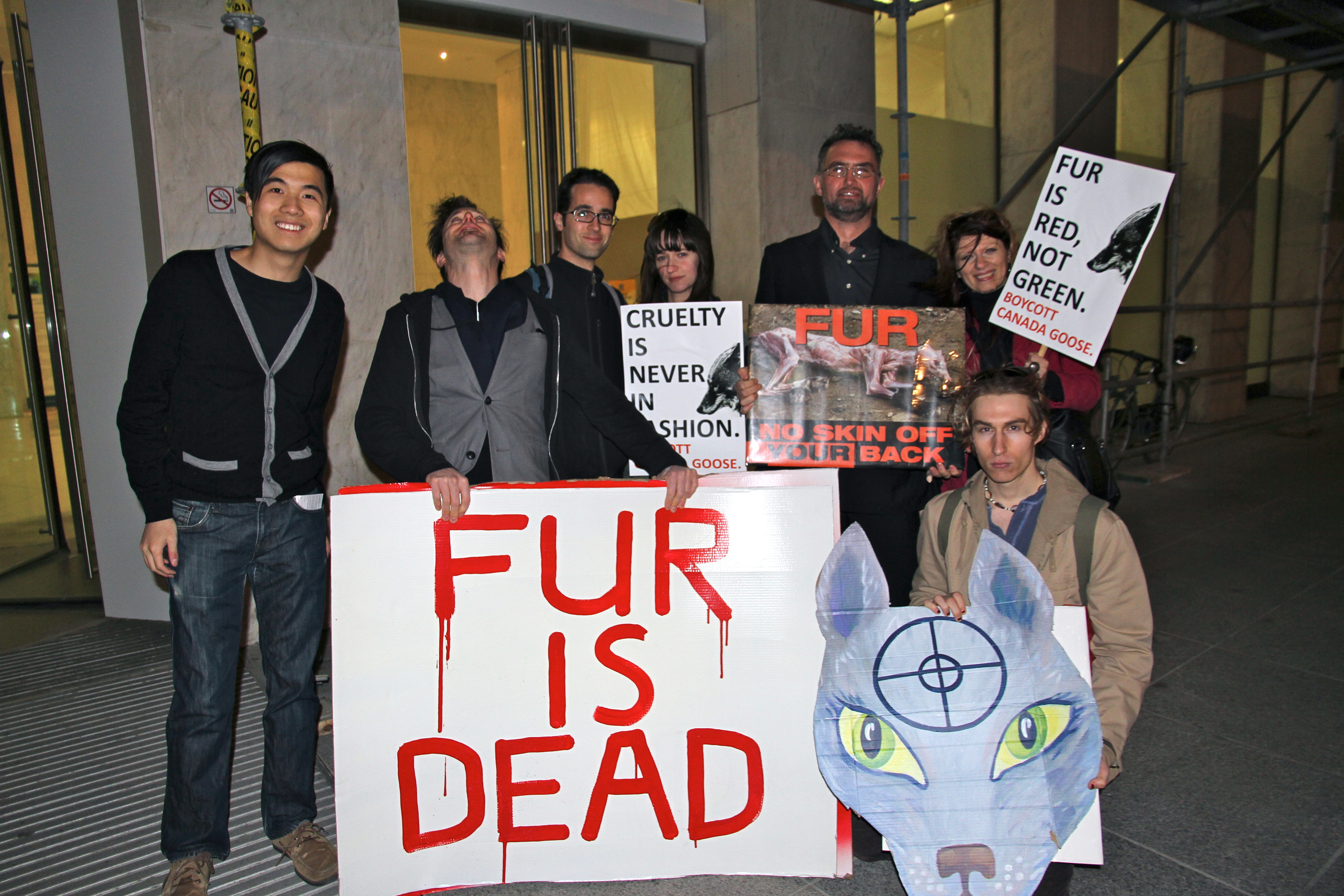 Canada goose hotsell fur boycott