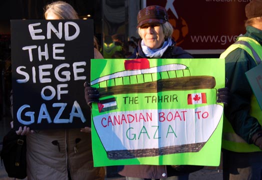 Protesters in Toronto, Nov. 4, 2011. Photo: Mick Sweetman