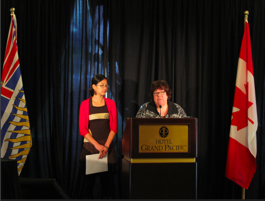 MPs Anne Minh Thu Quach and Liby Davies at roundtable on healthcare.