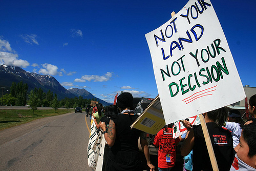 Wet'suwet'en Nation protest against Enbridge pipelines in May, 2010. Photo: Ben Powless