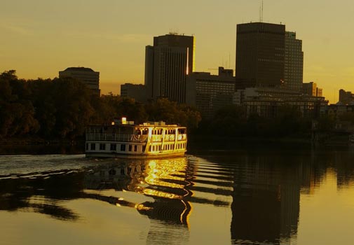 Winnipeg and the Red River. Photo: 1ajs/flickr