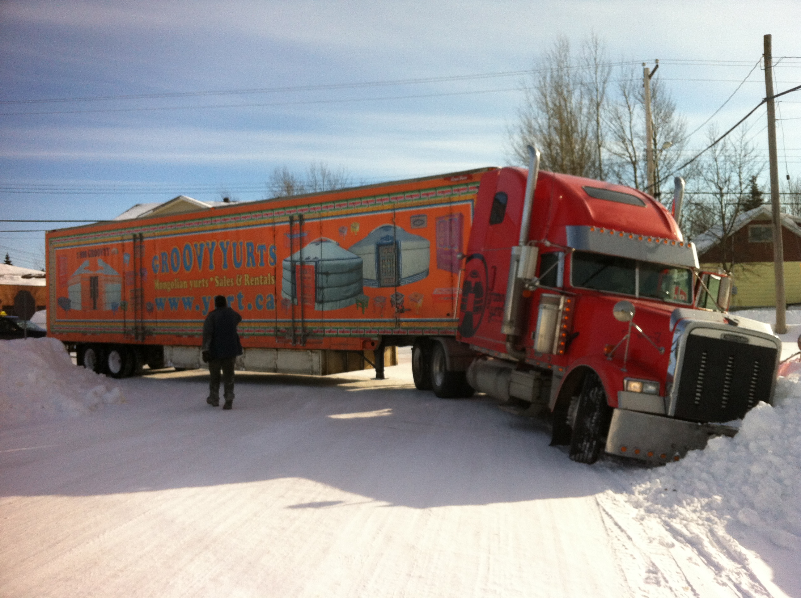 Big truck, small corner