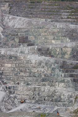 Jeffrey Mine in Asbestos, Quebec. Photo: Axel Drainville/Flickr