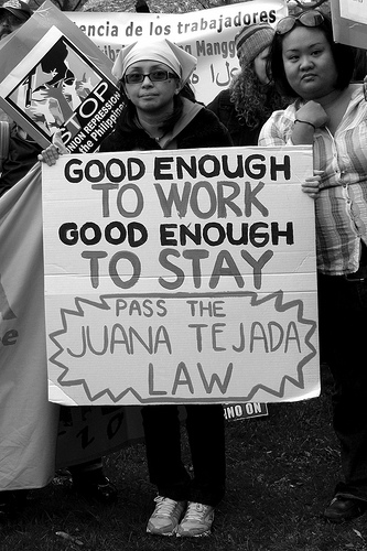 A 2009 Toronto rally calling for justice for migrant workers.