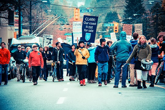 Defend our Coast rally. (Photo by Chris Yakimov / Flickr)