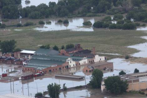 medaltapotteries-flooded-city-of-medhat