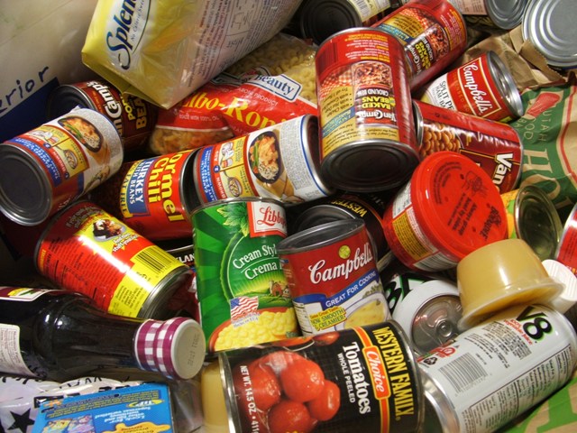 food_drive_cans_002_-_web_0