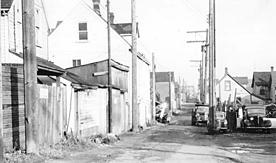 Photo: wikimedia commons/April, 1958 City of Vancouver Archives Photograph # Bu