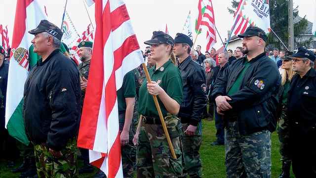 hungary_neonazis_0