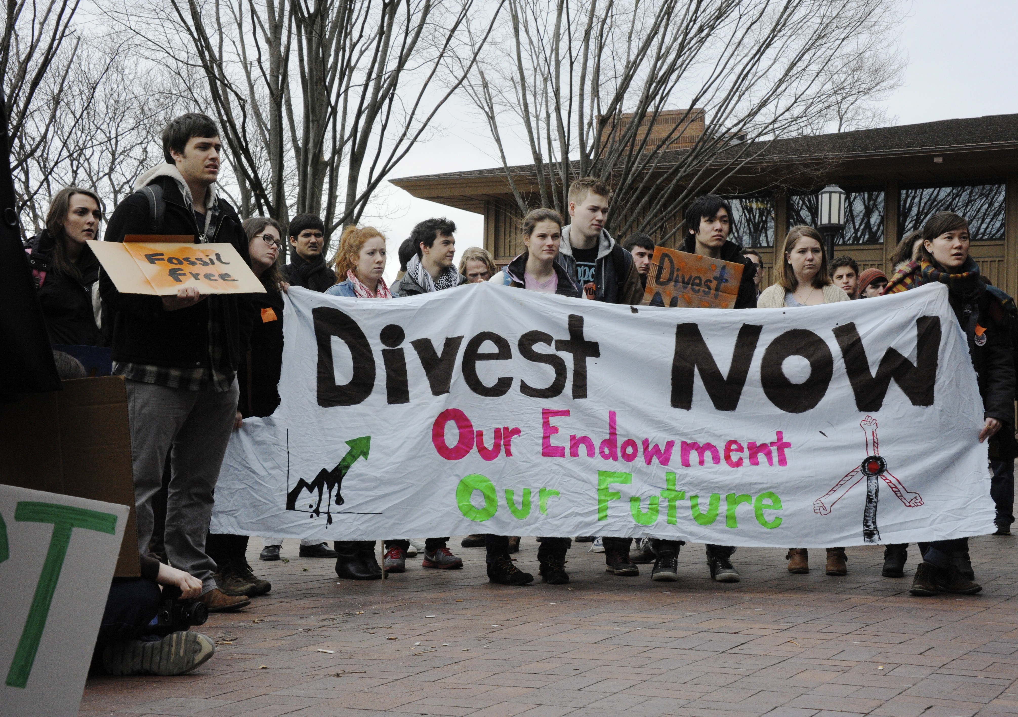 divest_0