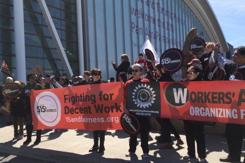 toronto_airport_action_-_fightfor15andfairness