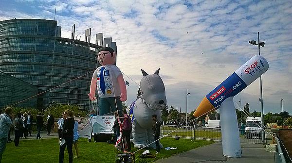 Our allies protested outside the European Parliament in Strasbourg as MEPs debat