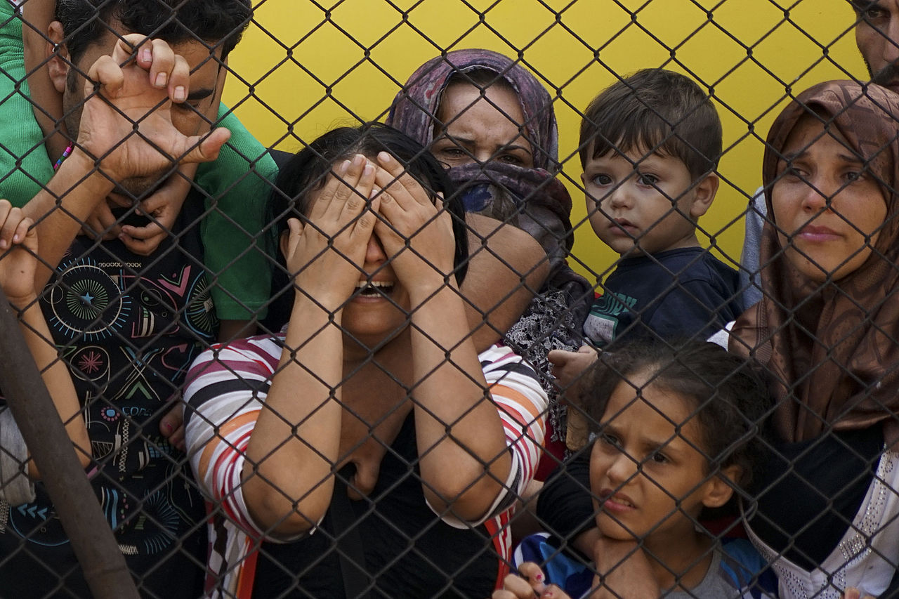 Syrian Refugees at Budapest’s Keleti railway station. Photo by Mstyslav ChernovW