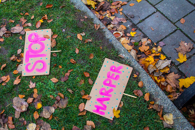 stop_harper_signs