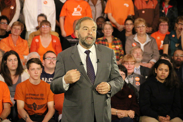 mulcair_crowd