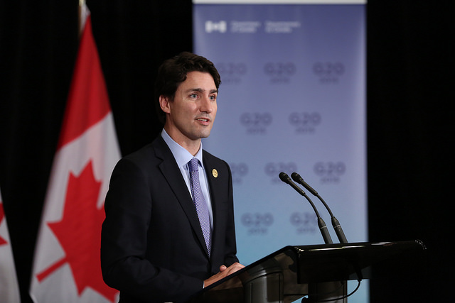 trudeau_podium