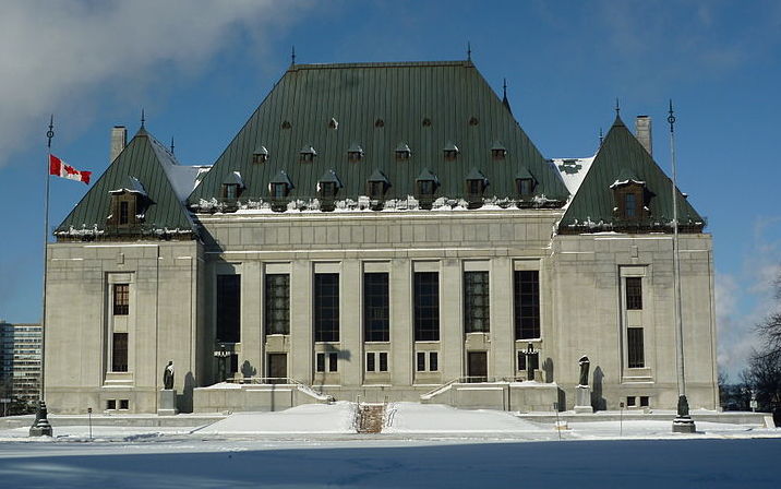 800px-supreme_court_of_canada_building_-_winter2012