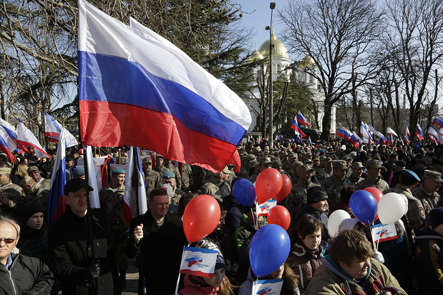 rally_in_simferopol_on_march_16_2016_celebrates_two_year_anniversary_of_referendum_vote_to_rejoin_russia_max_vetrov_sputnik_2