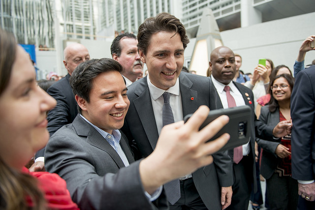 trudeau_selfie