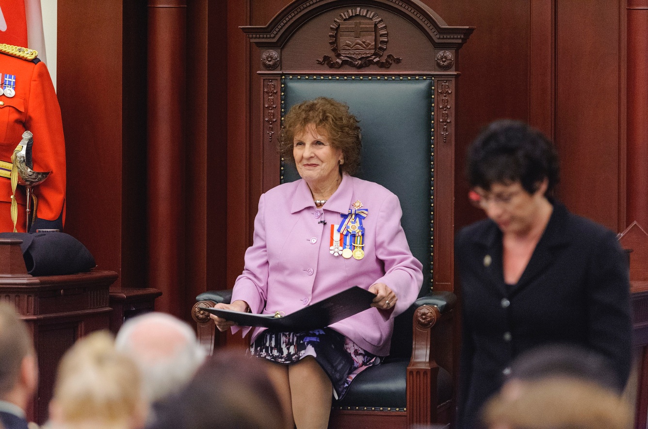 Alberta Lieutenant Governor Lois Mitchell reads the 2016 Throne Speech (GoA photo)