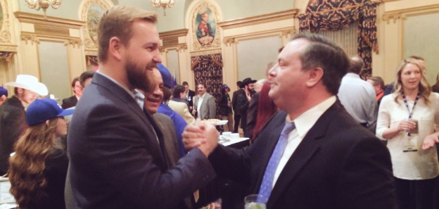 Derek Fildebrandt and Jason Kenney. Image: Twitter/@pcyouthalberta