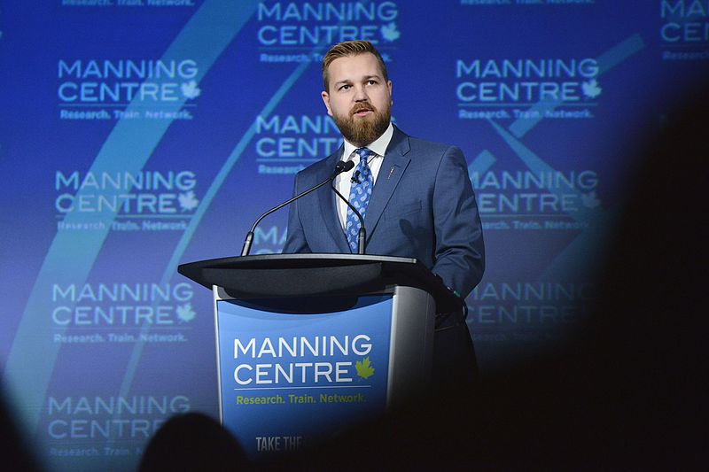 Derek_Fildebrandt_Podium