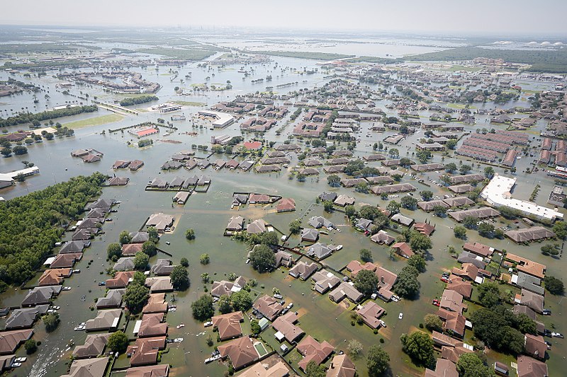 800px-Support_during_Hurricane_Harvey_(TX)_(50)