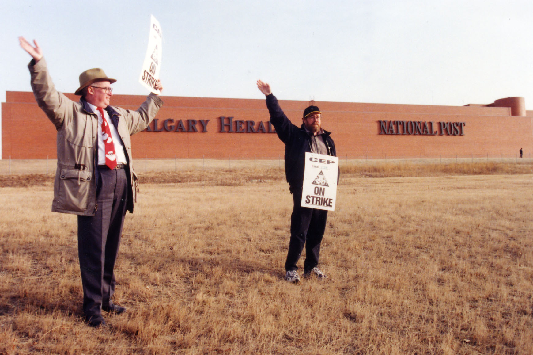 The late Brock Ketchum & David Climenhaga on strike at the Calgary Herald, circa 1999