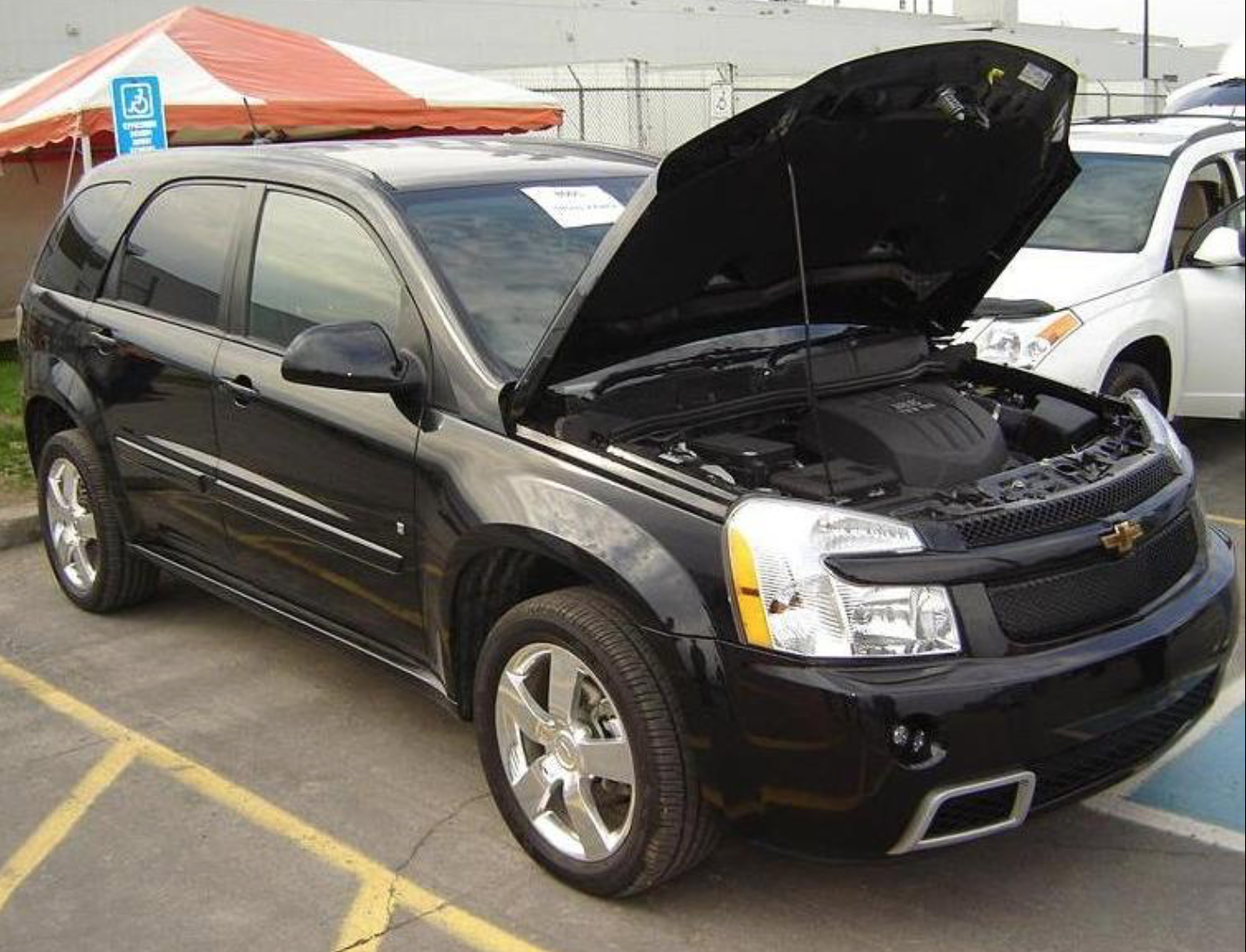 An Equinox Sport outside the CAMI Equinox manufacturing plant in Ingersoll, Ont. in 2008.