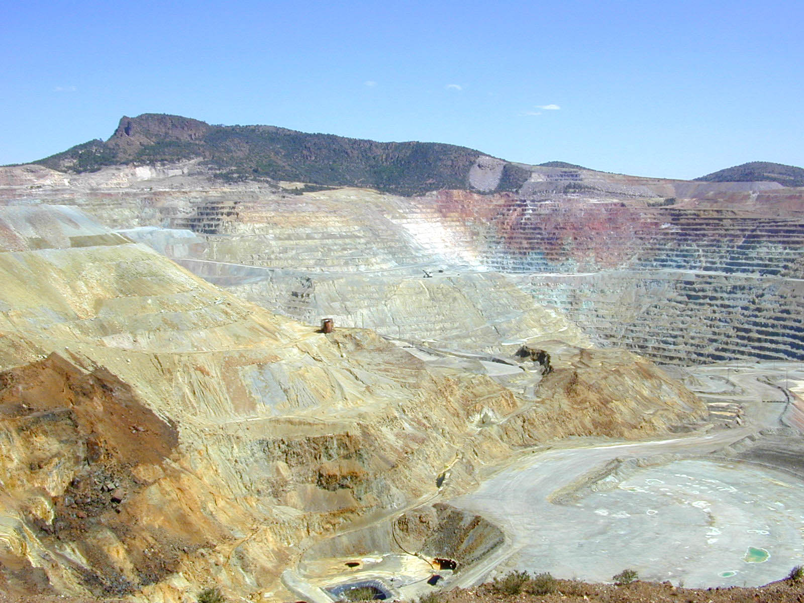 Chino_copper_mine