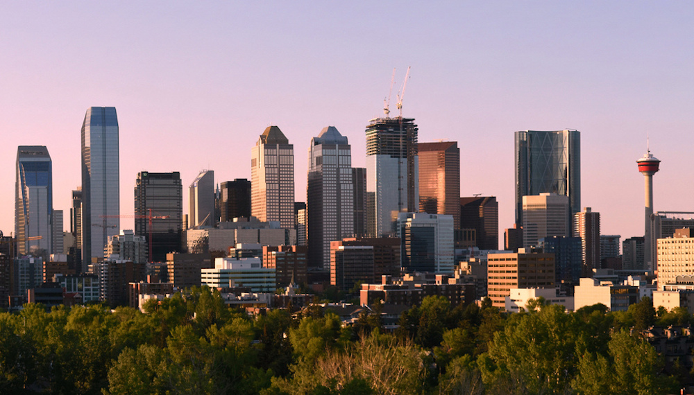 The Calgary skyline in 2016 (Photo: Kevin Cappis, Wikimedia Commons).