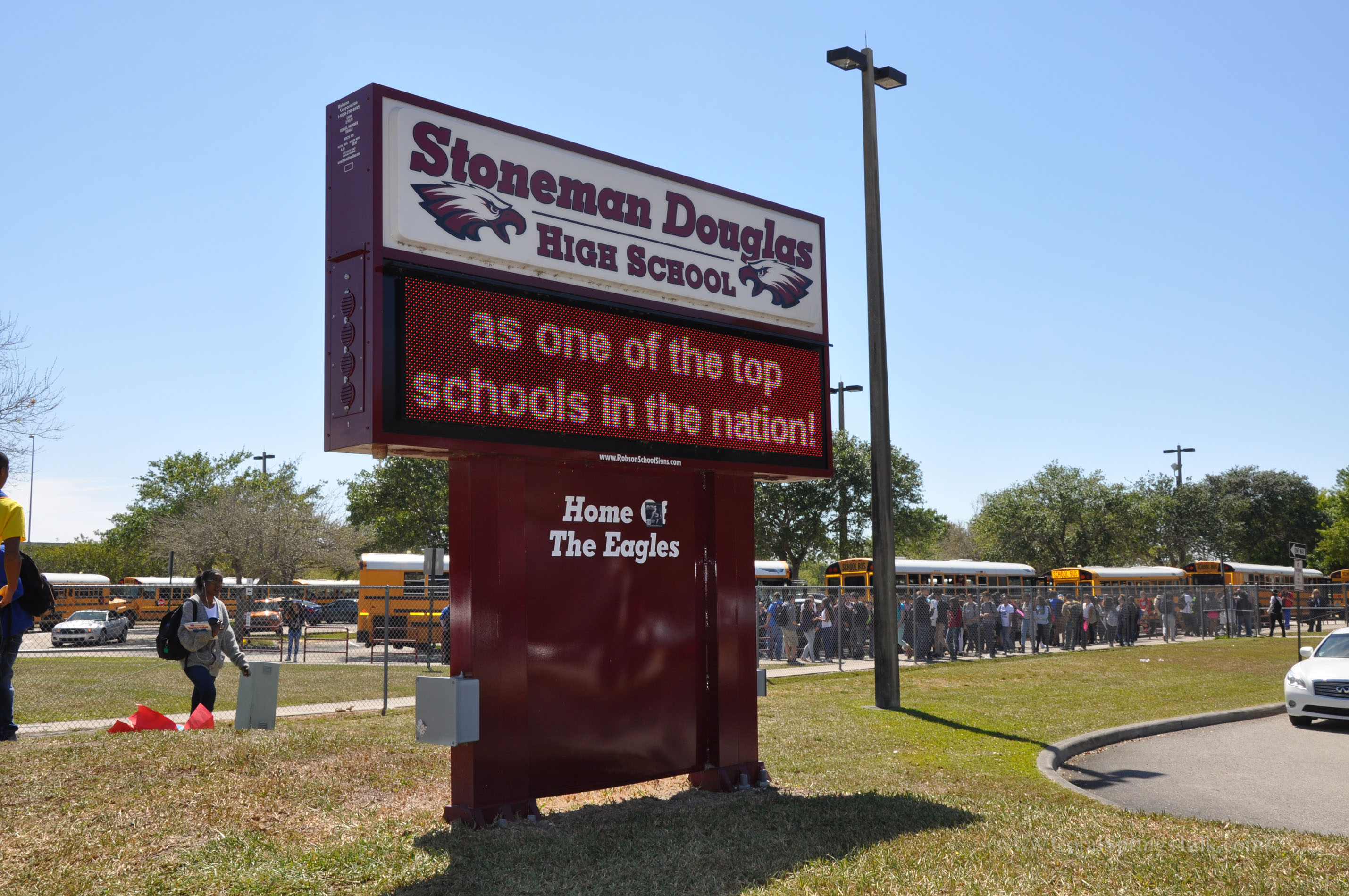 Marjory_Stoneman_Douglas_High_School_sign_(8559921966)