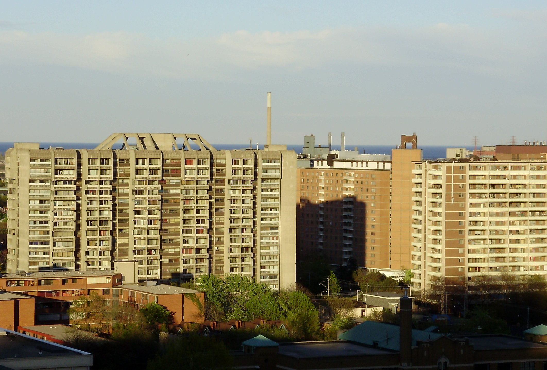 Apartment buildings in Toronto. Image: Wikimedia Commons