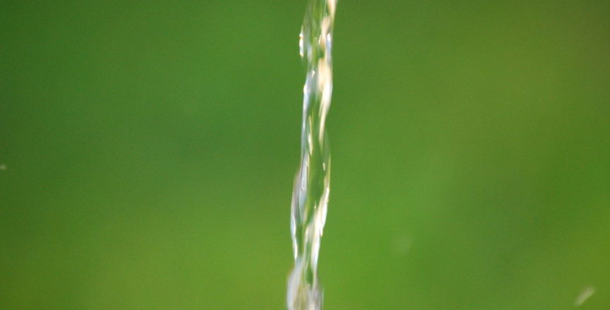 Running water. Image: Eli.berckovitz/Wikimedia Commons