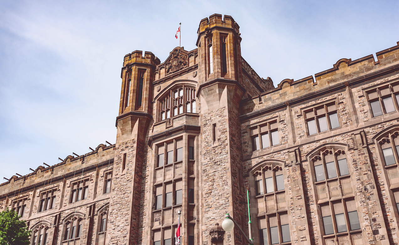 Headquarters of Canada Revenue Agency. Photo: Michel Rathwell/Flickr