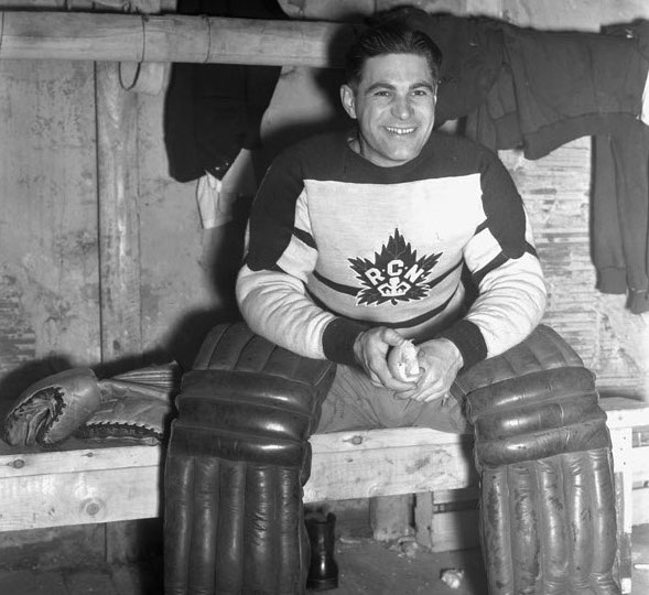 Hal Stade, goalie of the Royal Canadian Navy Hockey Team, 1943. Photo: Jack G. Kempster. Canada. Department of National Defence. Library and Archives Canada, PA-106904 /flickr