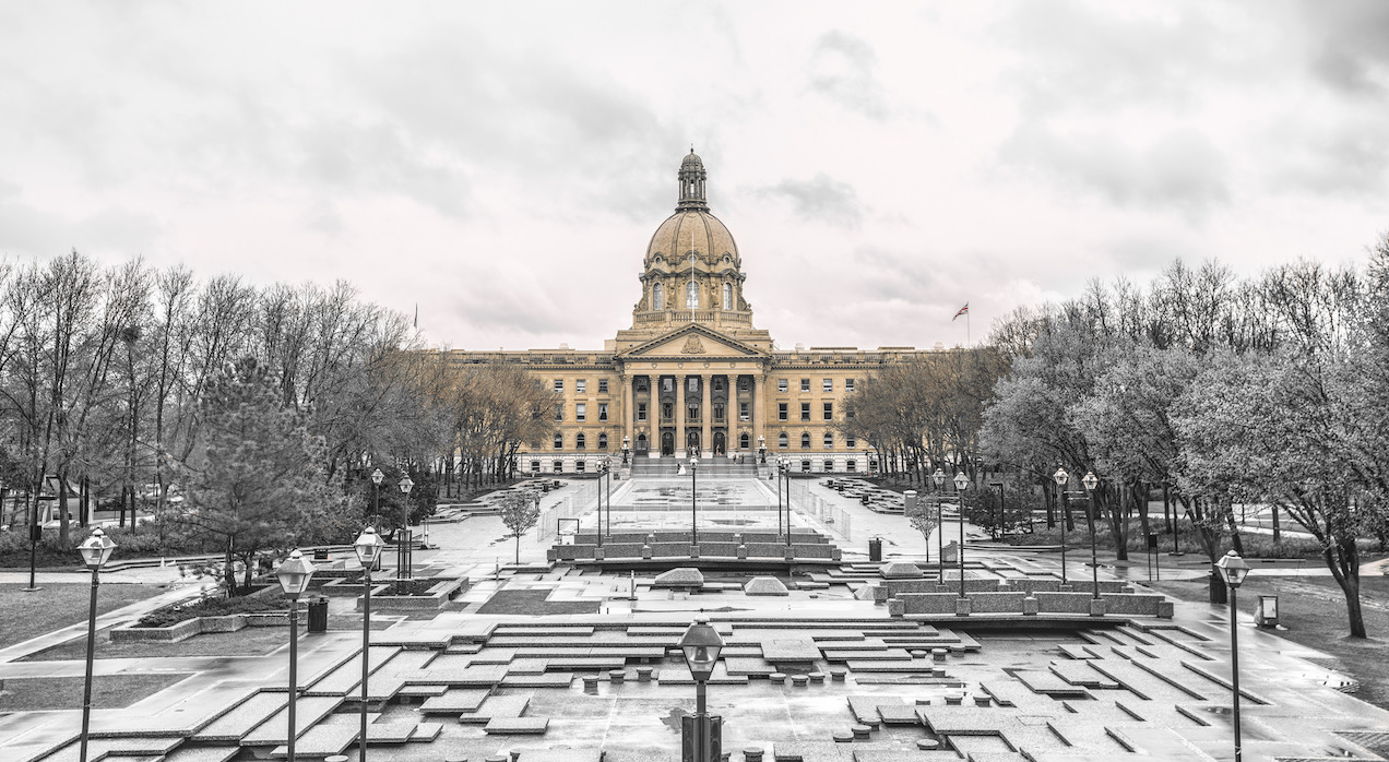 Alberta Legislature Building. Photo: IQRemix/flickr