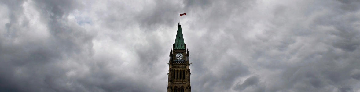 parliament-hill-clouds-peace-tower-ottawa_sm