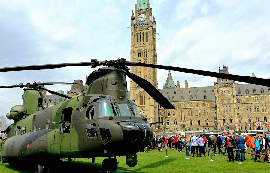 RCAF Chinook helicopter on Parliament Hill. Photo: Jamie McCaffrey/Flickr