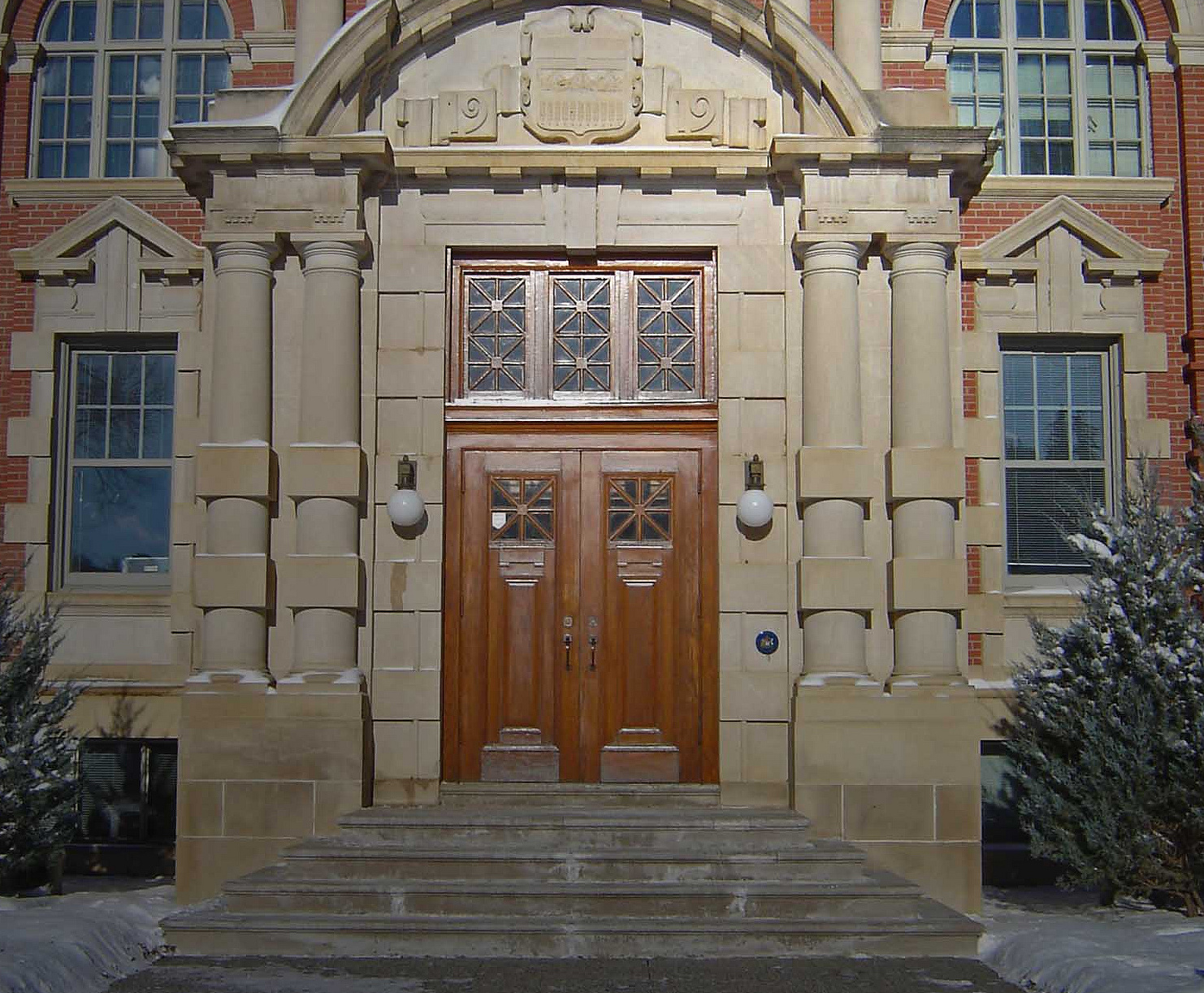 Alberta Court of Queen's Bench in Medicine Hat. Photo: Lynne Ayers/Flickr