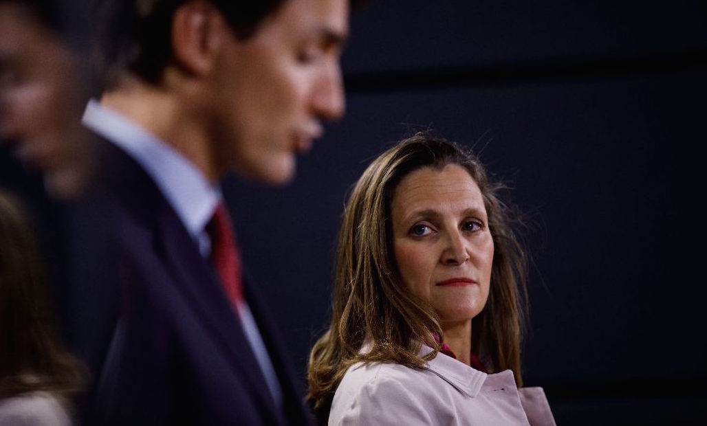 Prime Minister Trudeau and Minister Freeland speak with media regarding the American steel and aluminum tariffs in Ottawa. Photo: Adam Scotti/PMO