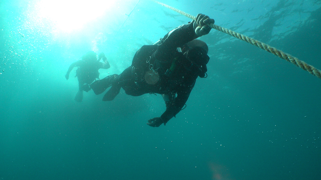 Dr. Thomas Beaver on a dive. Photo credit: Dam Builder