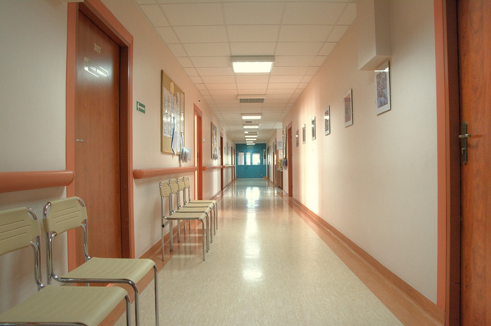 hospital-484848_960_720