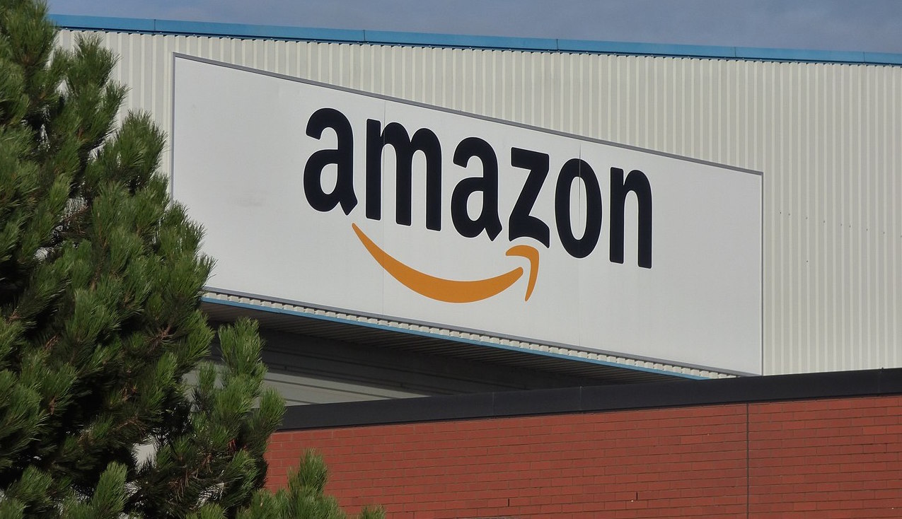 Amazon sign in Birmingham, U.K. Photo: Elliott Brown/Wikimedia Commons