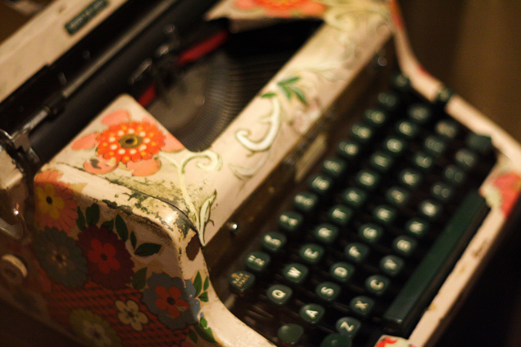 Typewriter. Photo: |vv@ldzen|/Flickr