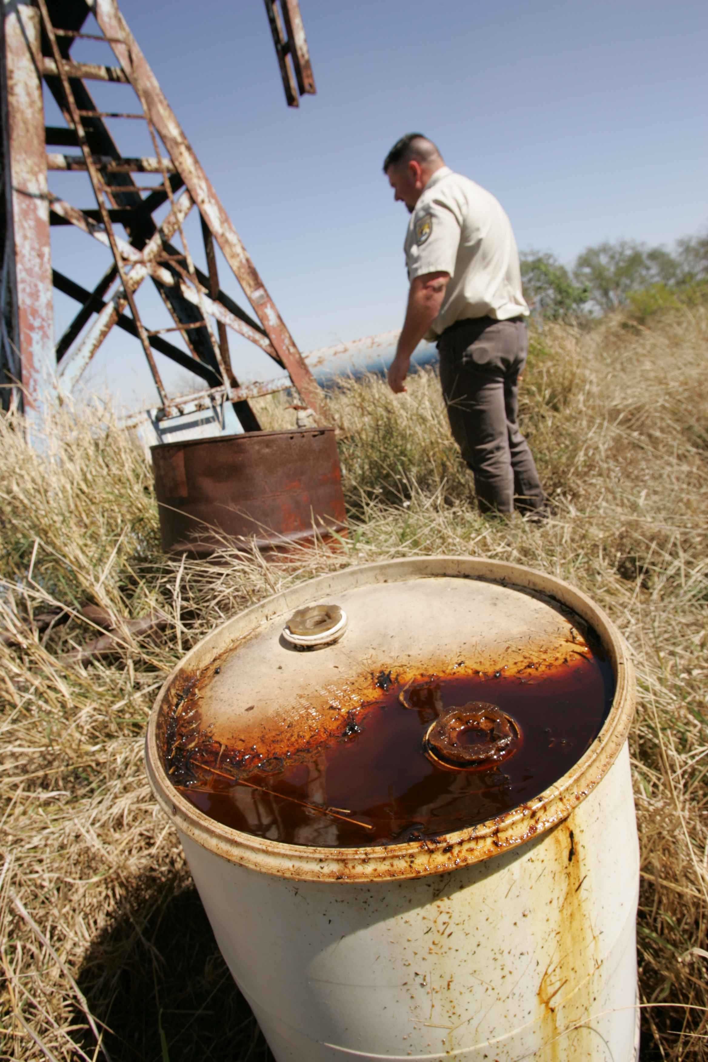 Abandoned oil well