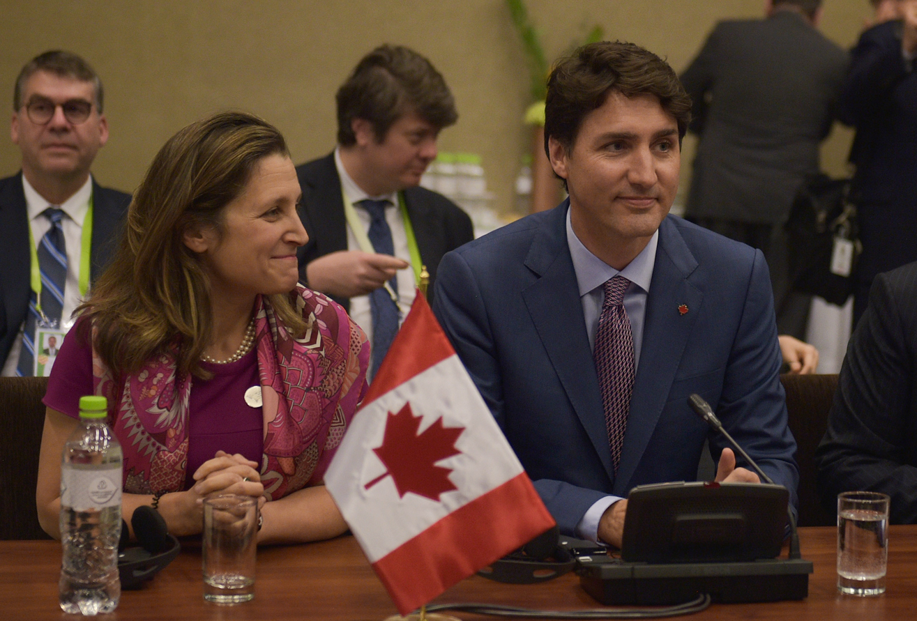 Foreign Affairs Minister Chrystia Freeland with Prime Minister Justin Trudeau in Lima, Peru. Photo: Presidencia de la República Mexicana/Wikimedia Commons